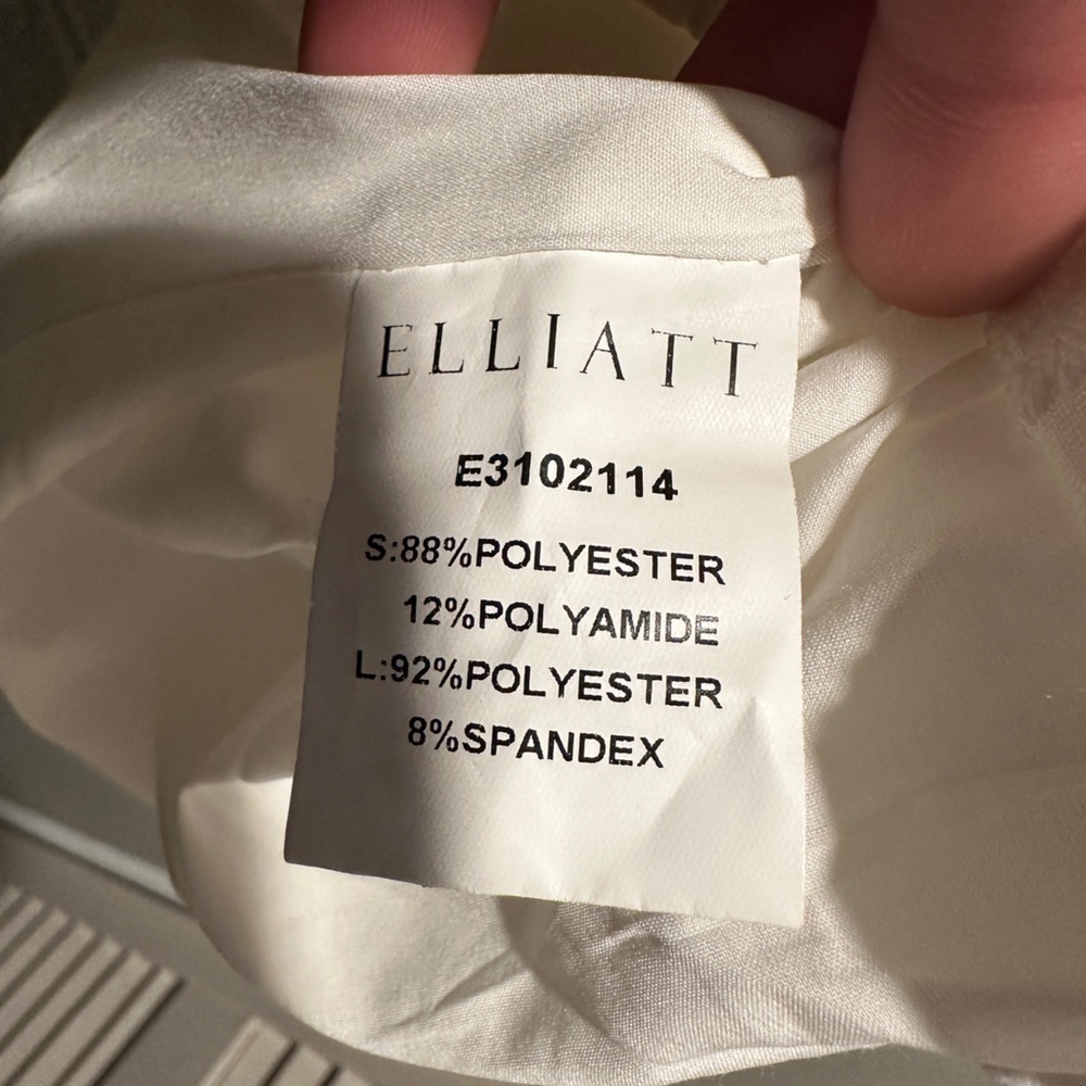 New Elliatt White Textured Sheath Mini Dress Puff Sleeves Square Neck Size Small - Picture 9 of 11
